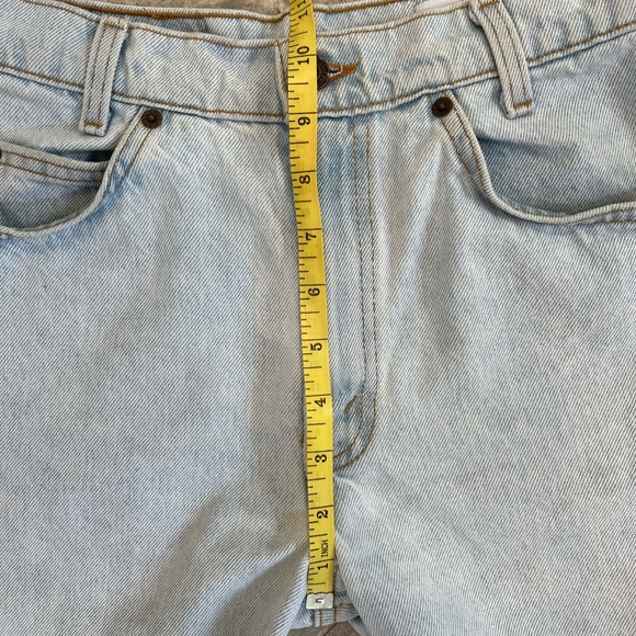 Vintage Levi’s cut off shorts - Picture 5 of 8